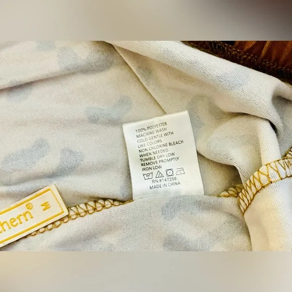 Women’s “Simply Southern” Pink & Leopard Print Pajama Set - Picture 8 of 10